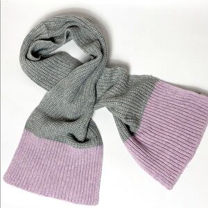GAP colorblock gray and lavender scarf